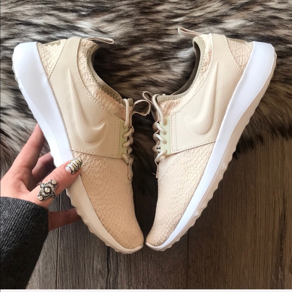 NWT Nike juvenate oatmeal Special edition - Picture 3 of 8